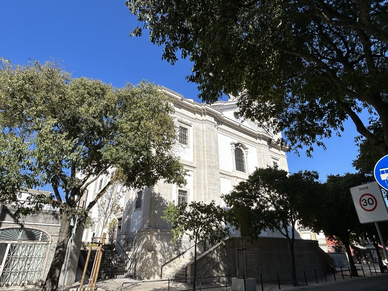 Igreja de Nossa Senhora do Amparo de Benfica